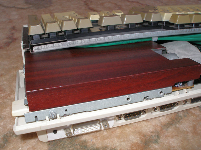 Fájl:SJ Switcher Module (DVI) + FDD + Keyboard.jpg